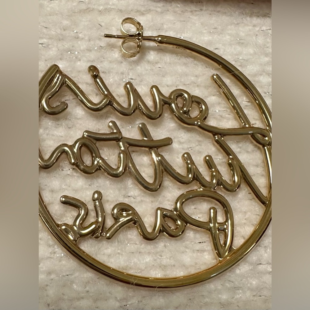 Gorgeous Louis Vuitton Script Loop Earrings Gm - image 4